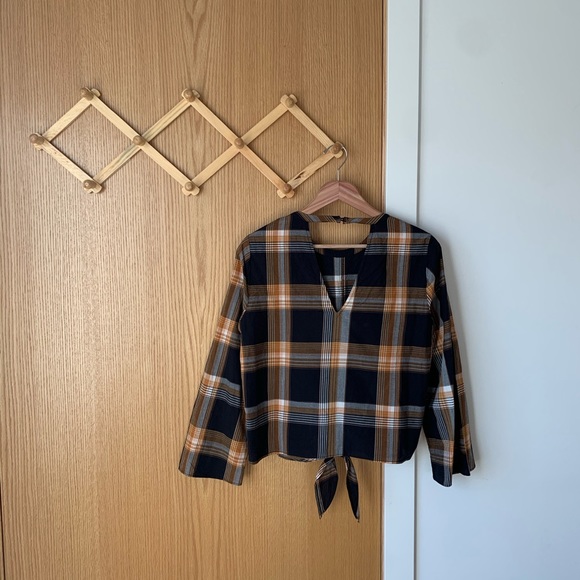 MADEWELL Plaid Tie Front Keyhole Top - Picture 2 of 8